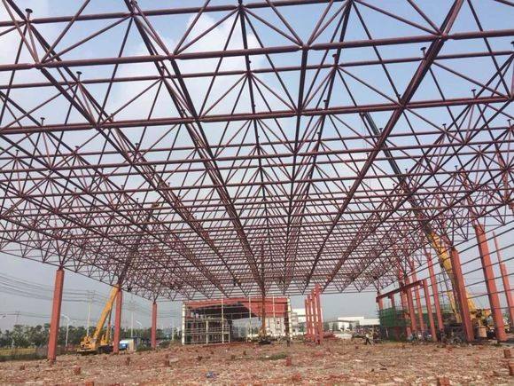 鋼結構網架廠-網架配件的對抗沖擊性 鋼結構網架廠-網架配件的對抗沖擊性