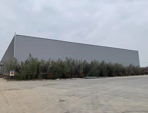 正鑫集團(tuán)鷹山水泥廠鋼結(jié)構(gòu)廠房.jpg